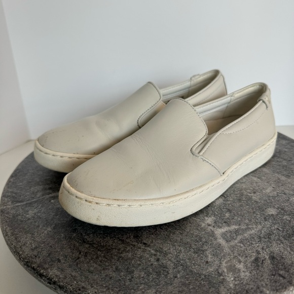 Vionic Avery White Leather Slip On Sneakers Shoes 6 - Picture 1 of 12